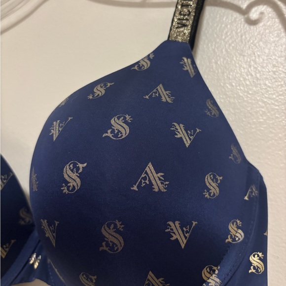 ✨ VS Dream: Navy & Gold Monogram Shine Strap Bra - T Shirt - Lined - EC ✨ - Picture 3 of 5